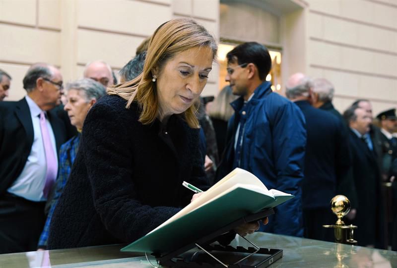 La presidenta del Congreso de los dupitados, Ana Pastor.