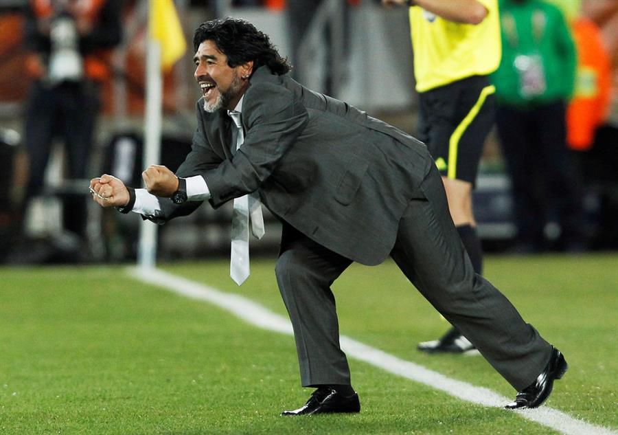 Maradona, como seleccionador nacional de Argentina en el Mundial 2010.