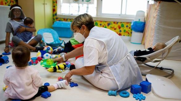 Investigan la 'fuga' en una moto de juguete de dos niños de una guardería de Almería