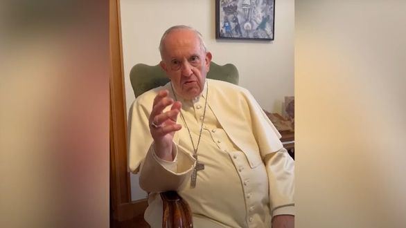 El Papa Francisco agradece a los voluntarios de CaixaBank su ayuda a los afectados por la guerra en Ucrania