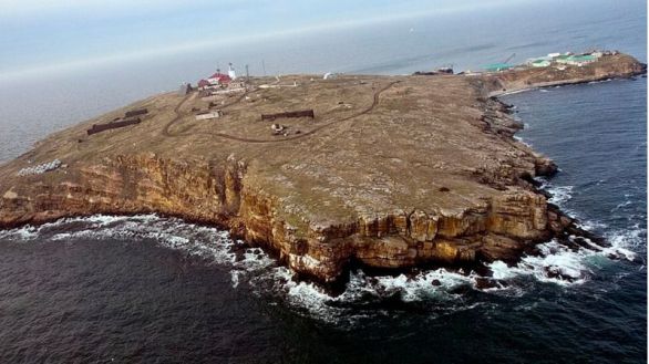 Rusia abandona la Isla de las Serpientes, punto estratégico del Mar Negro