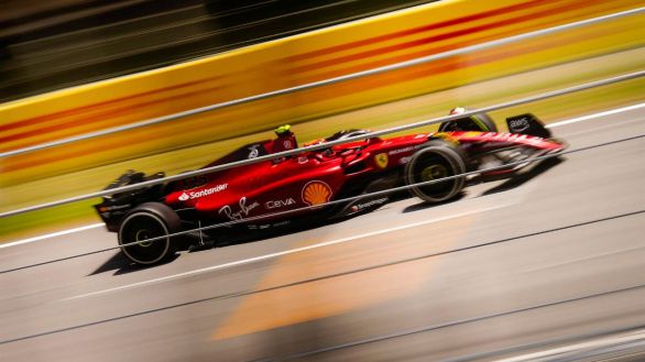 GP España. Carlos Sainz refuerza sus opciones de victoria en Montmeló