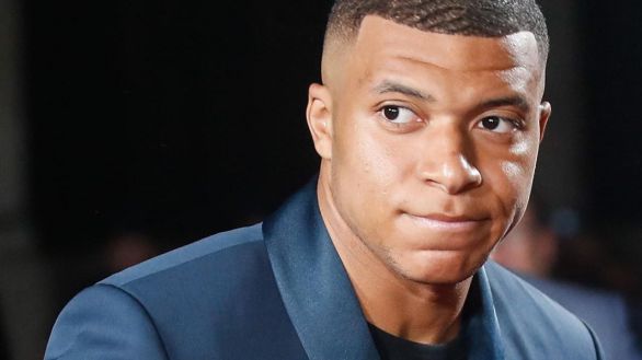 Mbappé resolverá su futuro este fin de semana y su madre calma al Madrid