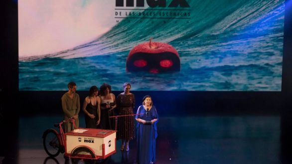 Canto jo i la muntanya balla se alza como triunfadora en los Premios Max de teatro
