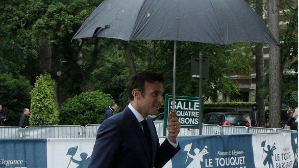 Macron pierde la mayoría absoluta por el avance de la izquierda y el histórico resultado de Le Pen