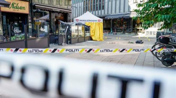 Investigan como un acto terrorista un tiroteo en Oslo