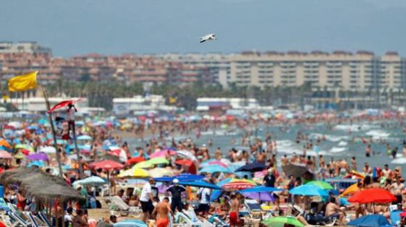 España recibió en mayo siete millones de turistas, 5 veces más que en 2021