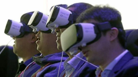 El Gobierno de Sánchez dará casi 4 millones de euros en ayudas para el metaverso