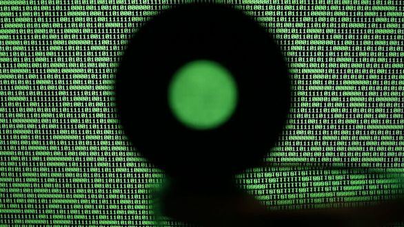 La Policía detiene a nueve personas por estafar más de tres millones de euros