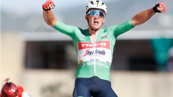 Vuelta a España. Mads Pedersen se impone en Montilla y Evenepoel sigue líder