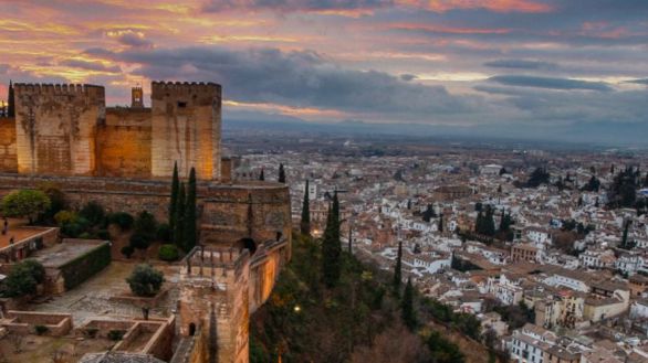 La Alhambra retoma las visitas públicas al Maristán, primer hospital nazarí