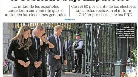 Las portadas de los periódicos de este domingo
