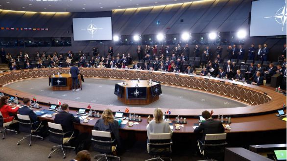 Quince países de la UE desarrollarán un escudo antimisiles; España se queda fuera