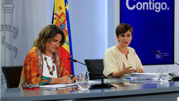 El Gobierno crea la tarifa de gas vecinal y aumenta los beneficiarios del bono social