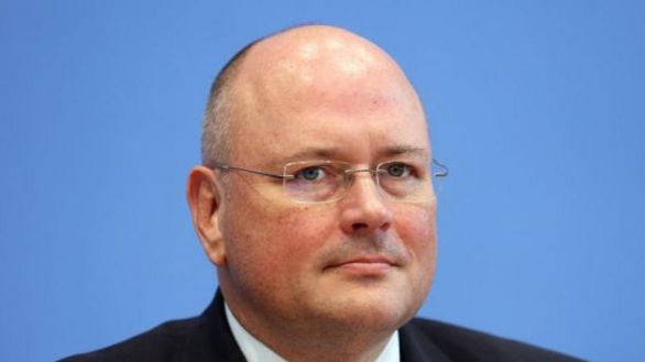 Alemania cesa a su jefe de ciberseguridad por su 