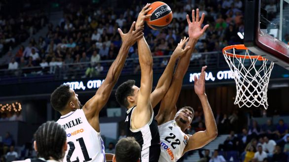 Euroliga. El Real Madrid de Chus Mateo ya coquetea con su primera crisis