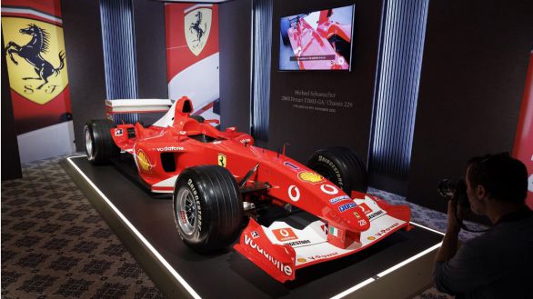 Subastan por 13 millones de euros el Ferrari de 2003 de Michael Schumacher
