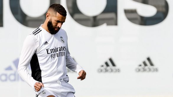 Benzema vuelve a jugar un partido con el Real Madrid