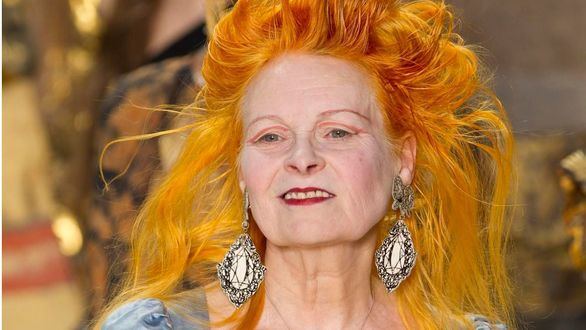 Fallece la diseñadora Vivienne Westwood, icono del estilo punk y el estampado tartán