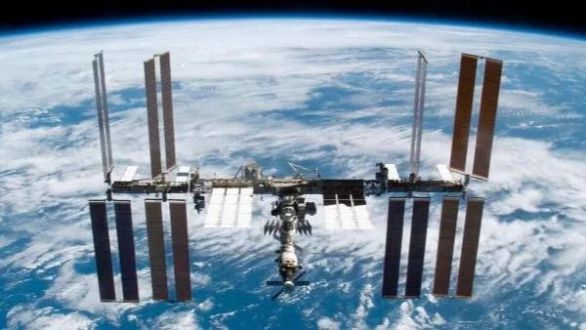 Caviar, beluga y gambas en la cena de Nochevieja de los cosmonautas en la EEI