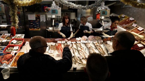 El paro baja en 268.252 personas al calor de la campaña navideña
