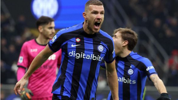 Liga italiana. Dzeko acaba con el invicto del Nápoles