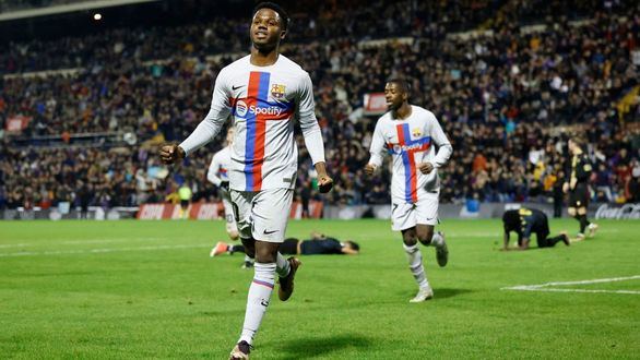 Copa del Rey. El Barcelona supera a un peleón Intercity en una trepidante eliminatoria