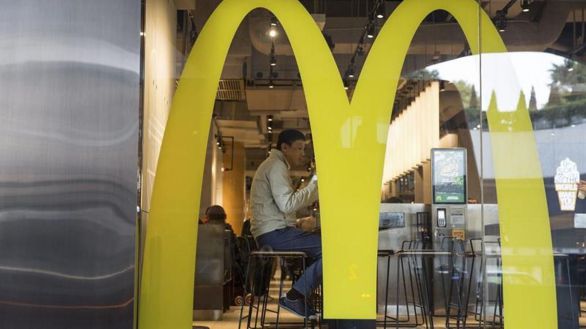 McDonald's también anuncia recortes de empleo para 2023