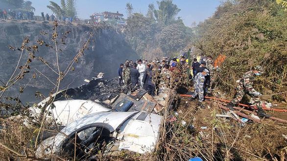 Tragedia en Nepal: al menos 68 muertos en un accidente aéreo