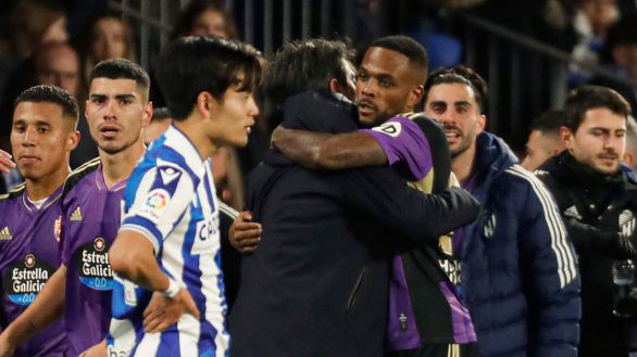 LaLiga. Cyle Larin y el Valladolid apagan a la Real Sociedad