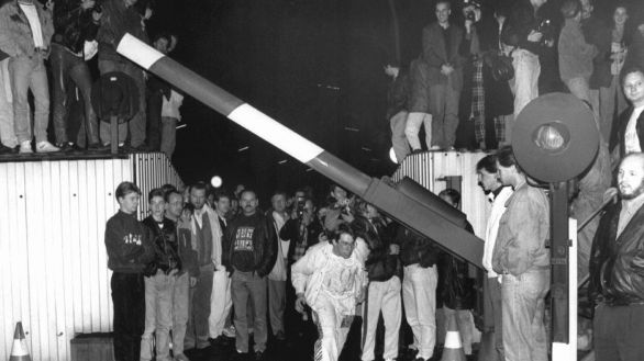 Muere Hans Modrow, el 