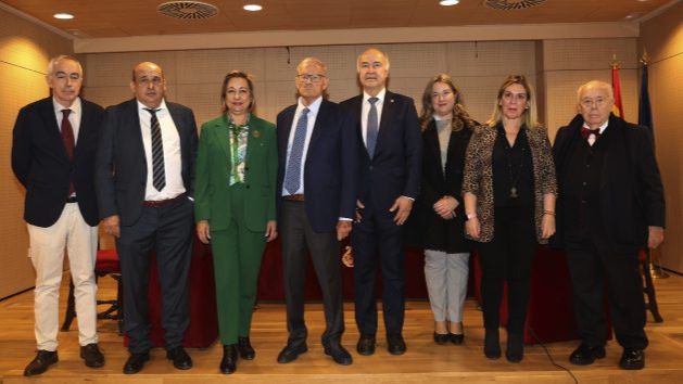 PP y PSOE apoyan la iniciativa para que el español sea lengua oficial ...