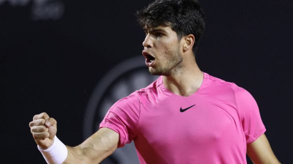 ATP Río de Janeiro. Alcaraz sufre más de la cuenta para pasar a octavos