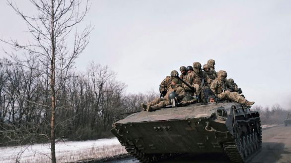 El comandante ucraniano visita Bajmut mientras Rusia intensifica su asedio