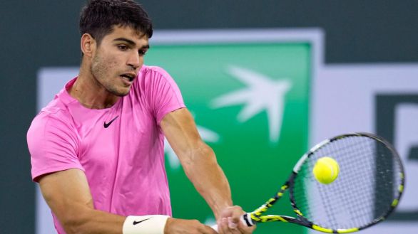 Indian Wells. Alcaraz arrolla a Kokkinakis en su vuelta