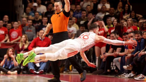 Euroliga. El Estrella Roja aprovecha otro bajón del Baskonia