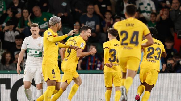 LaLiga. El Barcelona se dispara con una cómoda victoria que hunde más al Elche