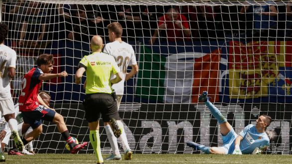 LaLiga. Osasuna le niega la sonrisa al Elche