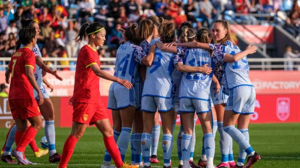 España se gusta con una goleada a China