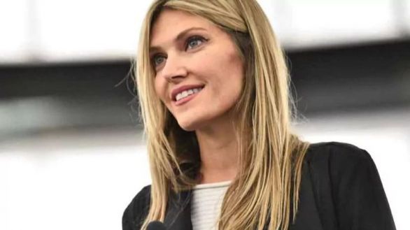 La exvicepresidenta de la Eurocámara, Eva Kailí, pasa al arresto domiciliario por el 'Catargate'