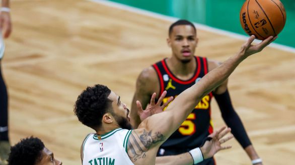 NBA. Los Celtics avanzan y Suns y los Cavaliers despiertan