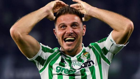 Joaquín anuncia su retirada y el fútbol se rinde ante el regateador andaluz