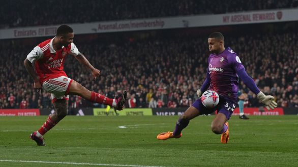 Liga inglesa. El Arsenal sigue cediendo puntos: salva uno ante el Southampton