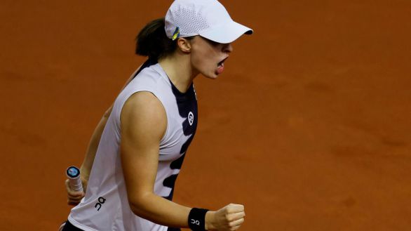 WTA Sttutgart. Swiatek revalida su título imponiéndose a Sabalenka