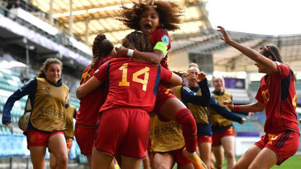 Europeo Sub 17 . La España de Vicky López se cuelga la plata tras rozar la gesta ante Francia
