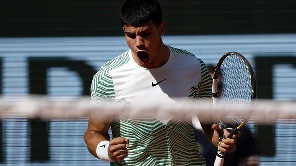 Roland Garros. Alcaraz vuela a la tercera ronda superando a un combativo Daniel