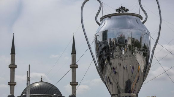 Guía de las retransmisiones deportivas del fin de semana | El oro del fútbol