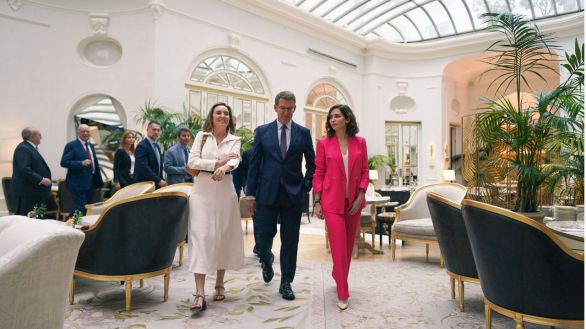 Feijóo promete revisar 