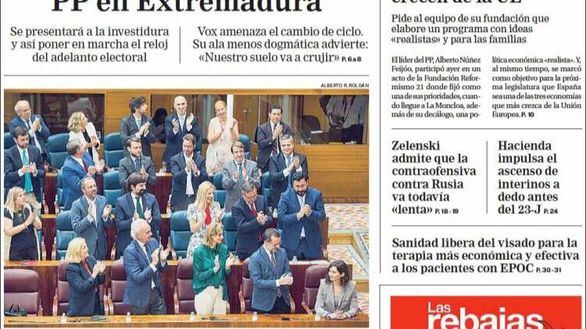 Las portadas de los periódicos de este jueves