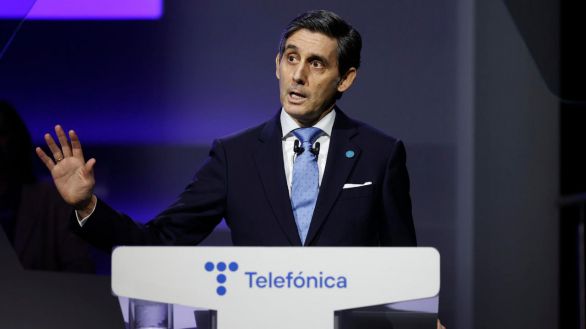 Telefónica gana un 44,5% más y duplica su objetivo de ingresos para 2023